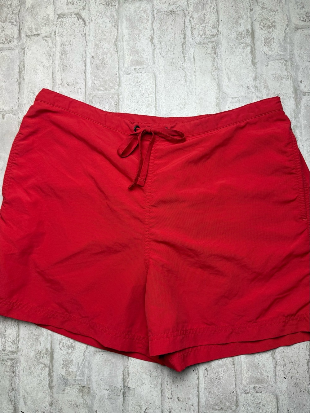 LL Bean Red Nylon Ladies Shorts  L.L. Bean Outdoor Athletic EUC M😍